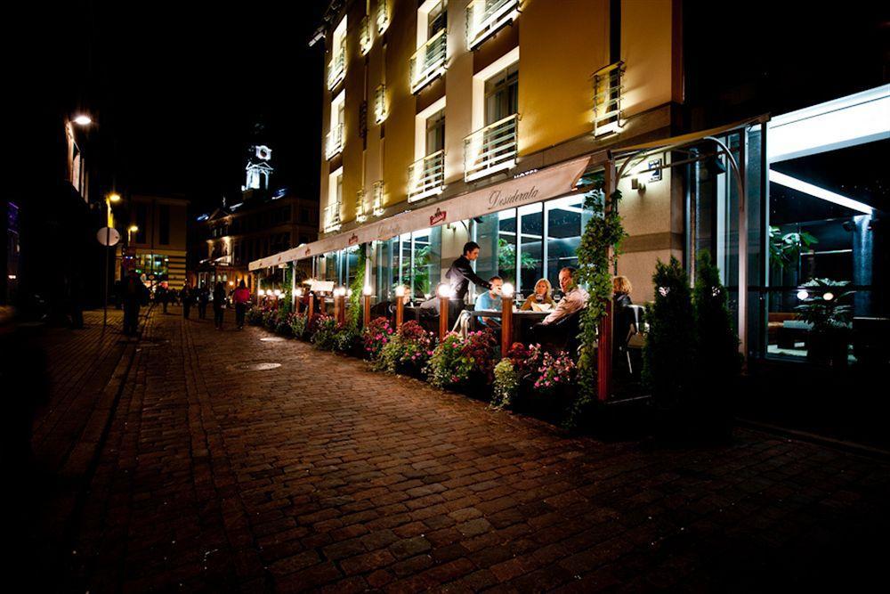 Royal Square Hotel & Suites Riga Buitenkant foto