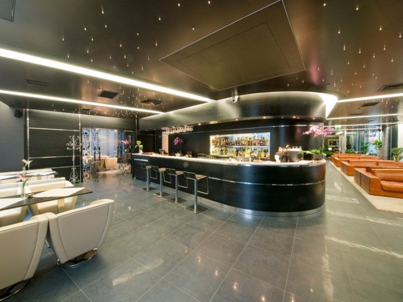 Royal Square Hotel & Suites Riga Buitenkant foto