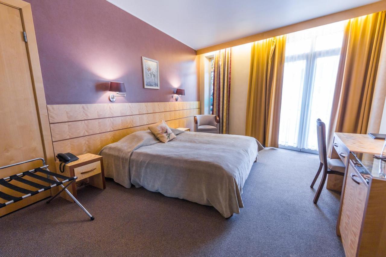 Royal Square Hotel & Suites Riga Buitenkant foto