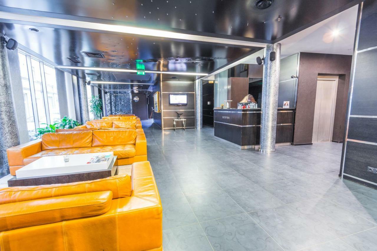 Royal Square Hotel & Suites Riga Buitenkant foto