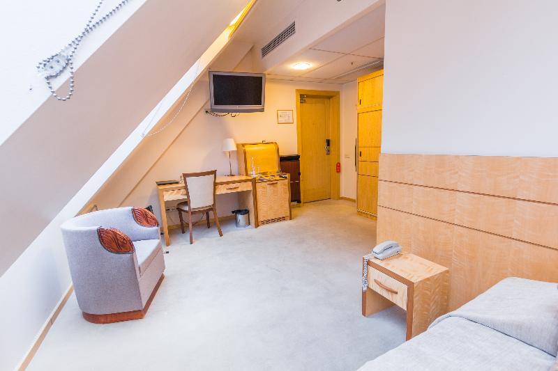 Royal Square Hotel & Suites Riga Buitenkant foto